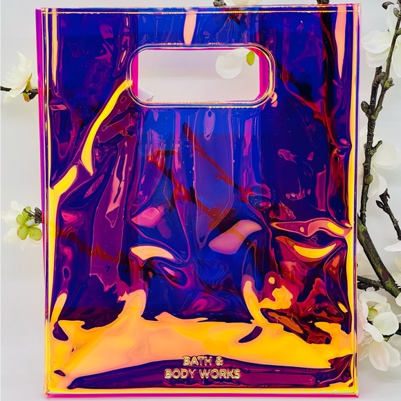 Bath and Body Works Butterfly Deluxe 5-Piece Gift Set - Picture 8 of 10